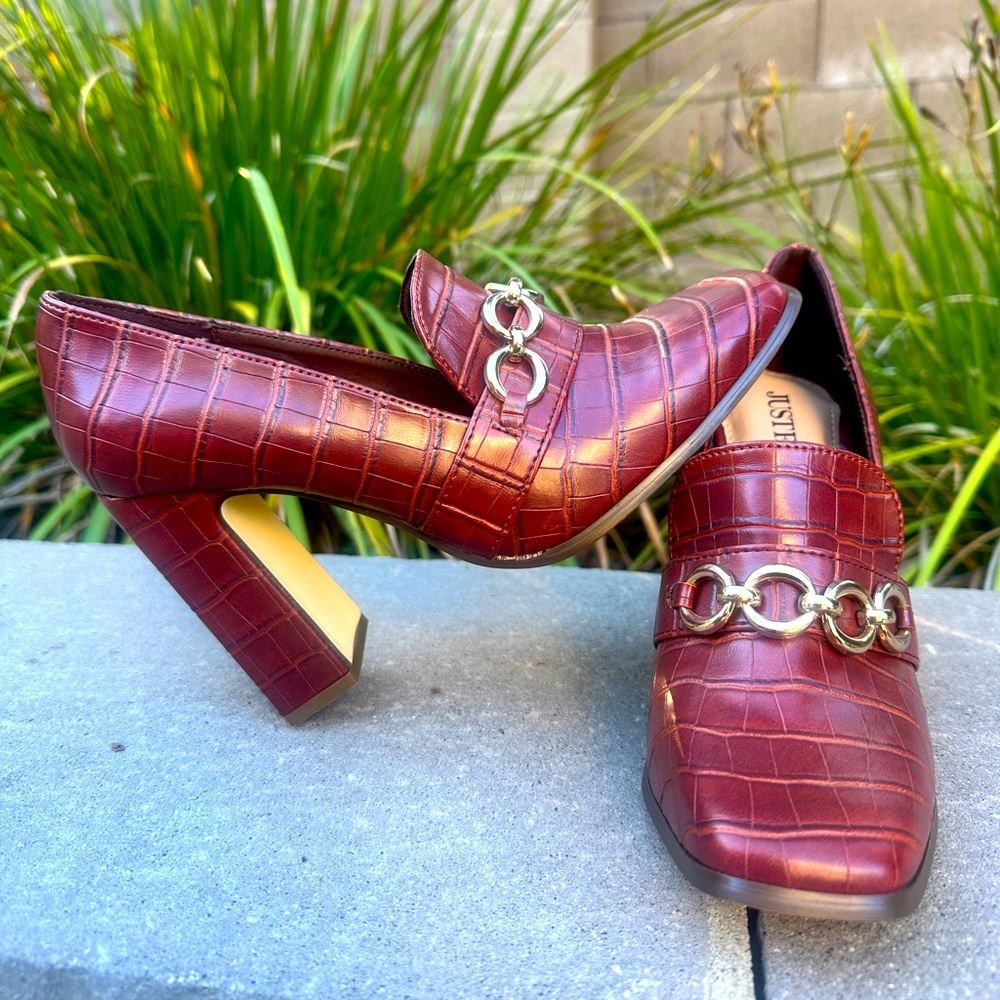 ⭐️ Brand New - Just Fab Heels